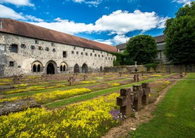 Kloster Arnsburg Lich Beates Bed and Breakfast Pension Münzenberg